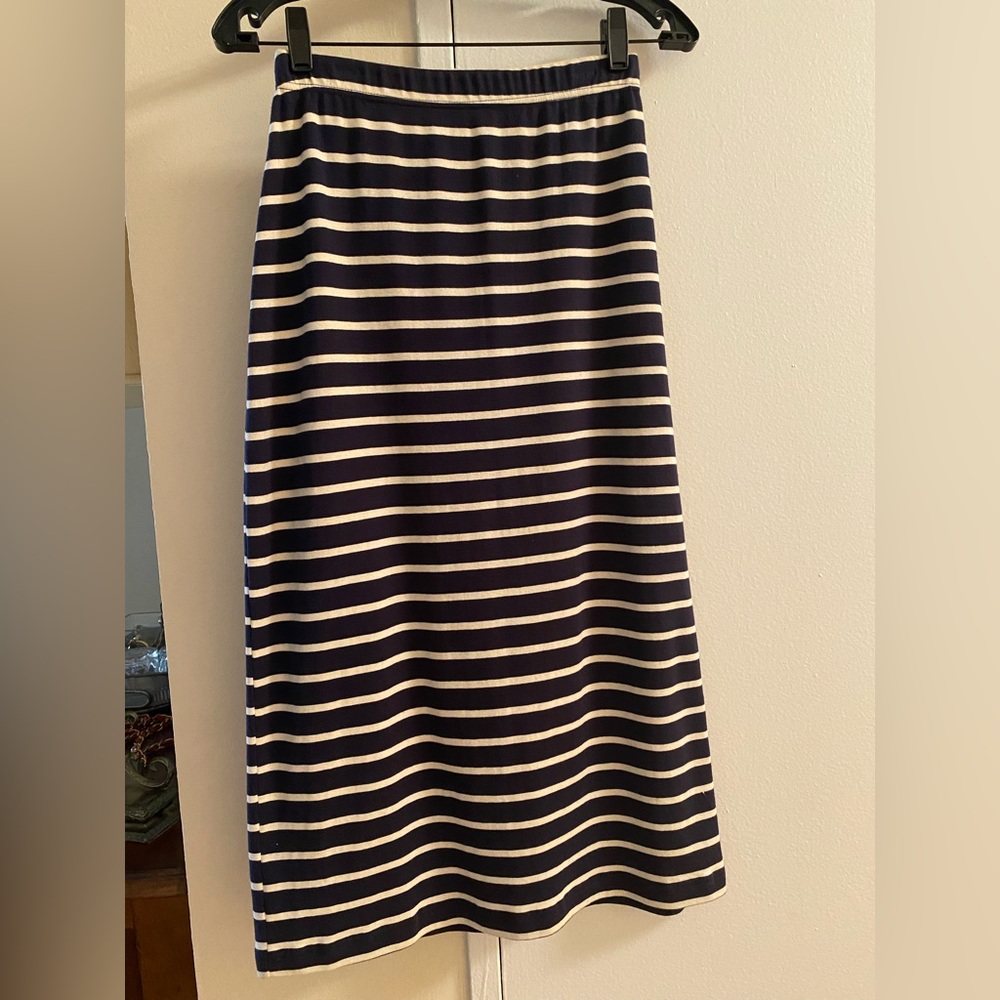Slim Navy & Cream striped French cotton  skirt Slim fit Bought in Paris